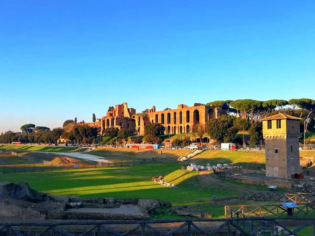 Rome: Walking Tour of Secret Places and Untold Stories, photo 4