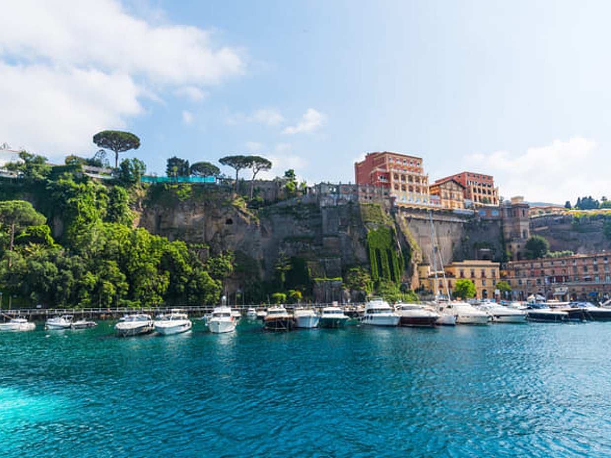Full Day Tour from Rome to Pompeii Ruins and Sorrento Coast with Limoncello Tasting, photo 3