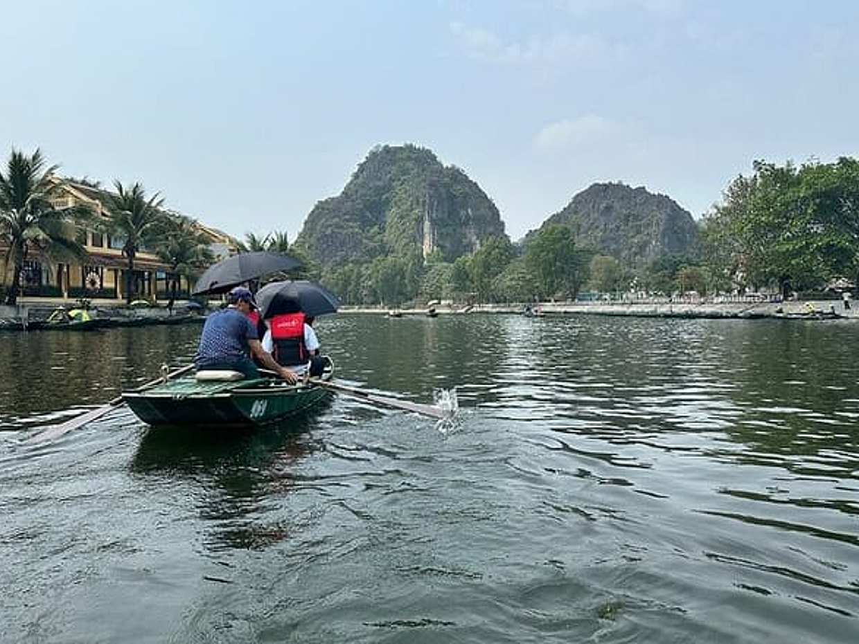 Incense Village Group Tour from Hanoi to Ninh Binh Old Capital, photo 5