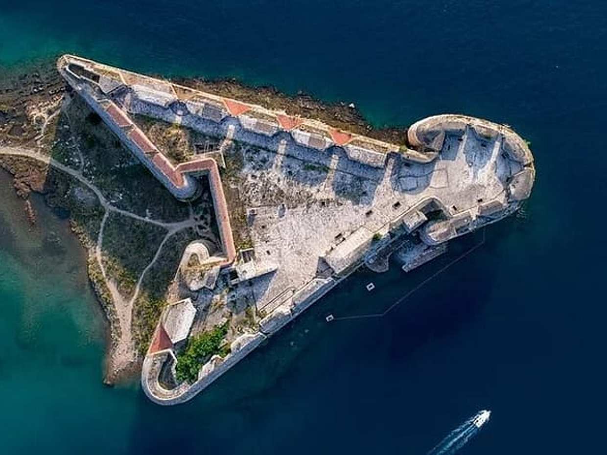 Private Transfer from Dubrovnik to Sibenik with 2h of Sightseeing, local driver, photo 3