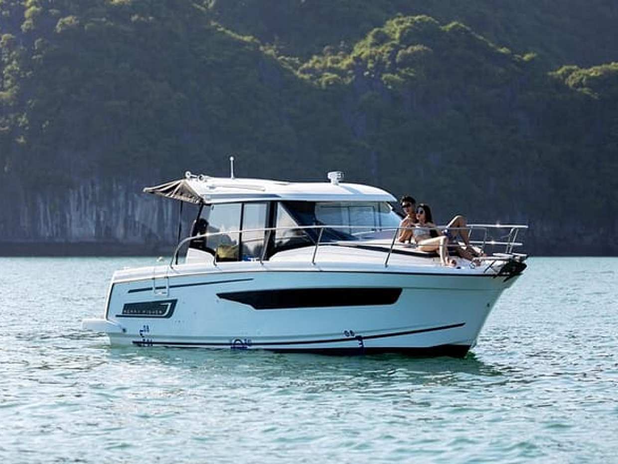 3-Hour Private Yacht Discover the Spectacular of Ha Long Bay, photo 5