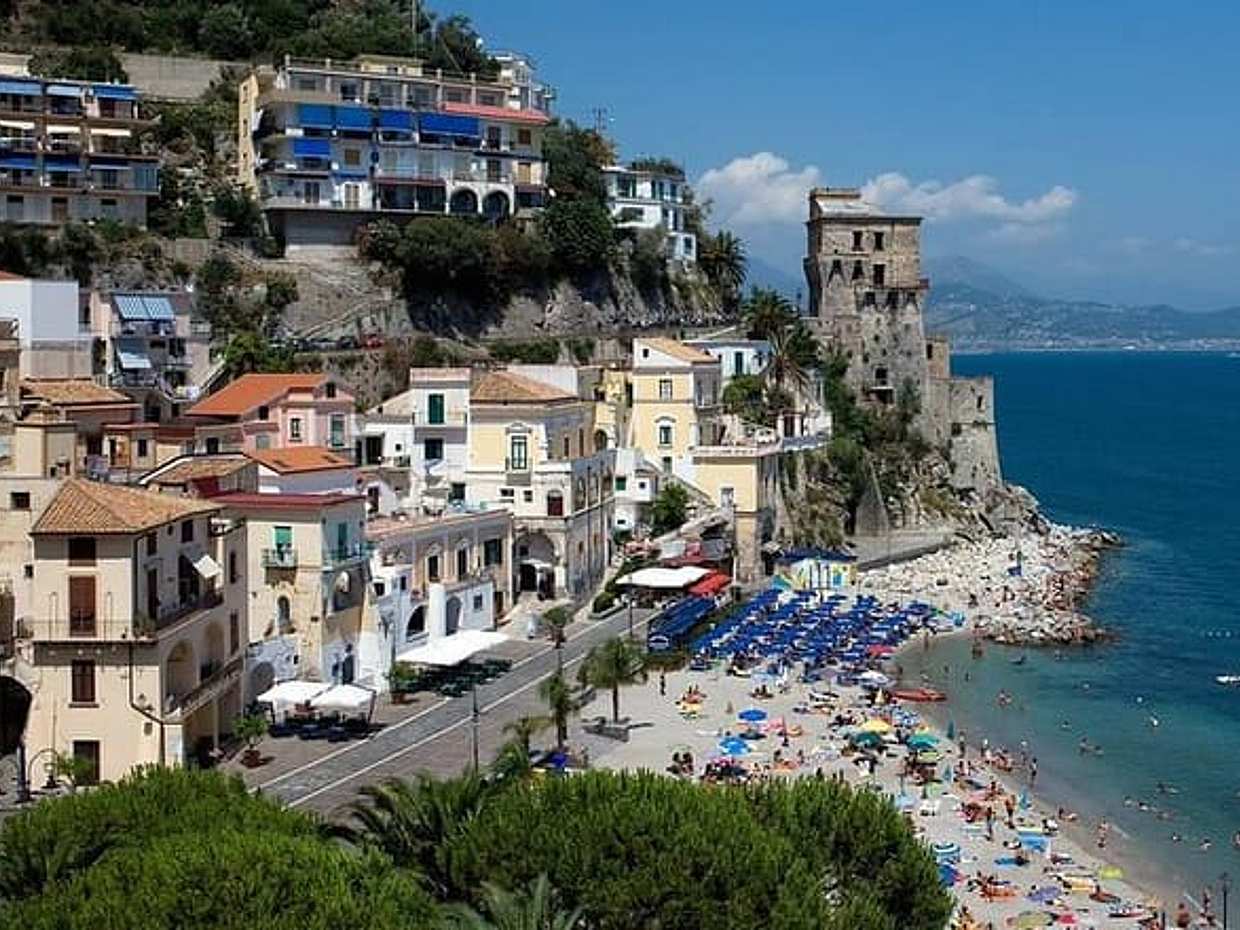"Costa Amalfitana como um local: Vietri, Amalfi & Positano (Dia Inteiro 8h) na Itália, Nápoles"