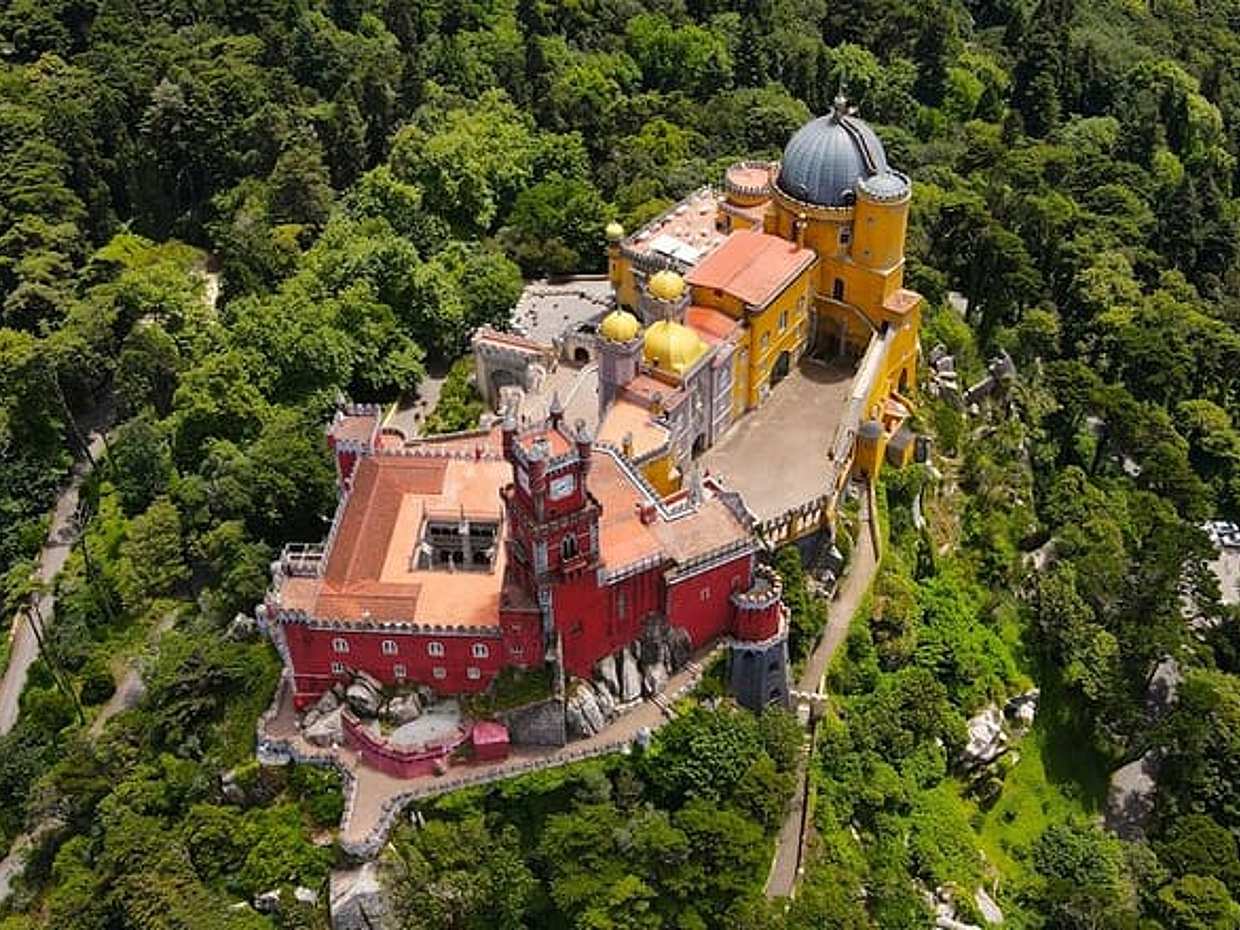 Private Tour to Sintra from Lisbon - Palaces, Gardens & Coast in Portugal, photo 2