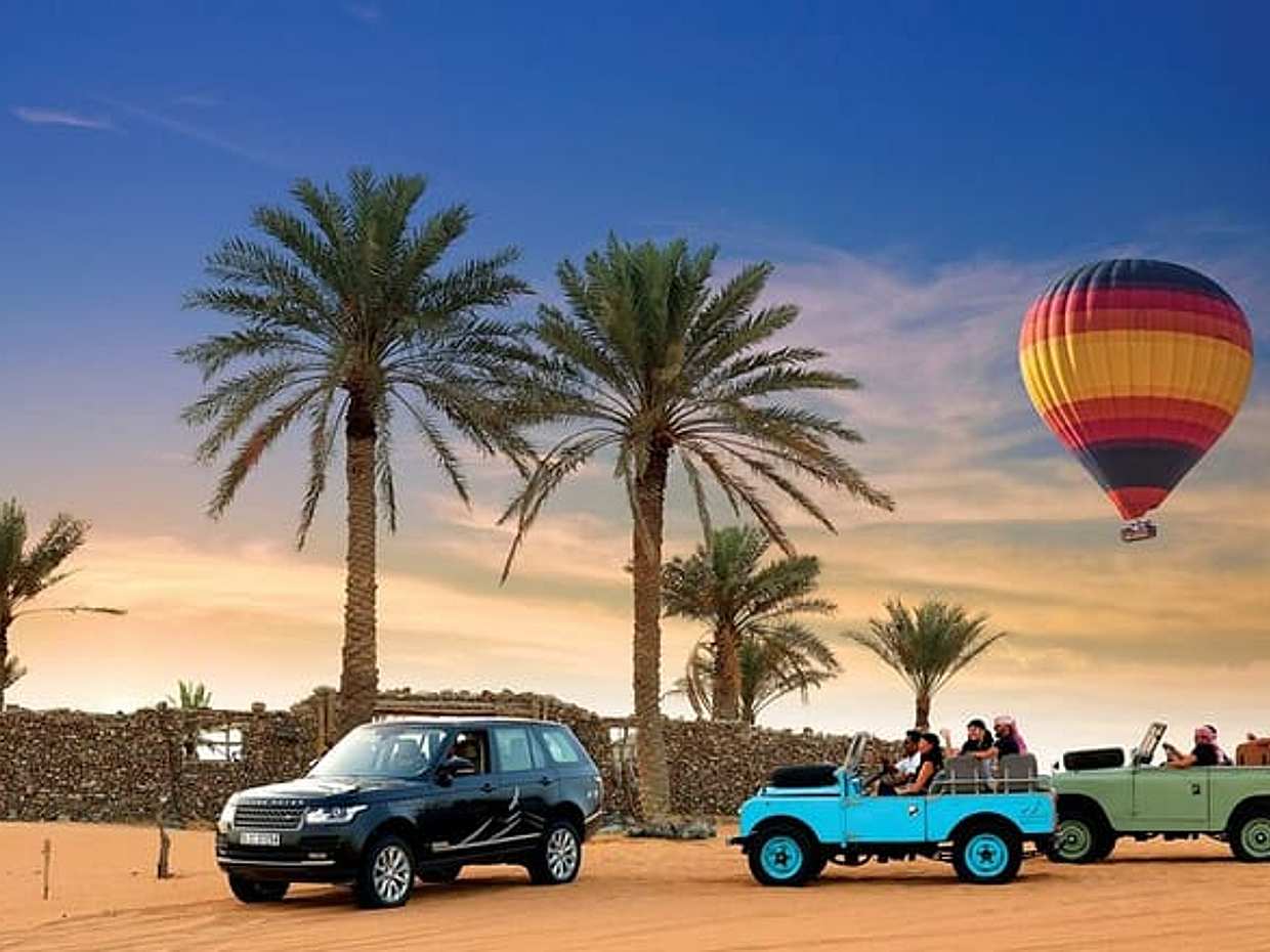 Hot Air Balloon Ride, Vintage Land Rover Drive and Breakfast in United Arab Emirates, Dubai, photo 2