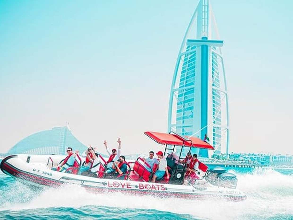 Εκδρομή Dubai Love Boat στα Ηνωμένα Αραβικά Εμιράτα, photo 2