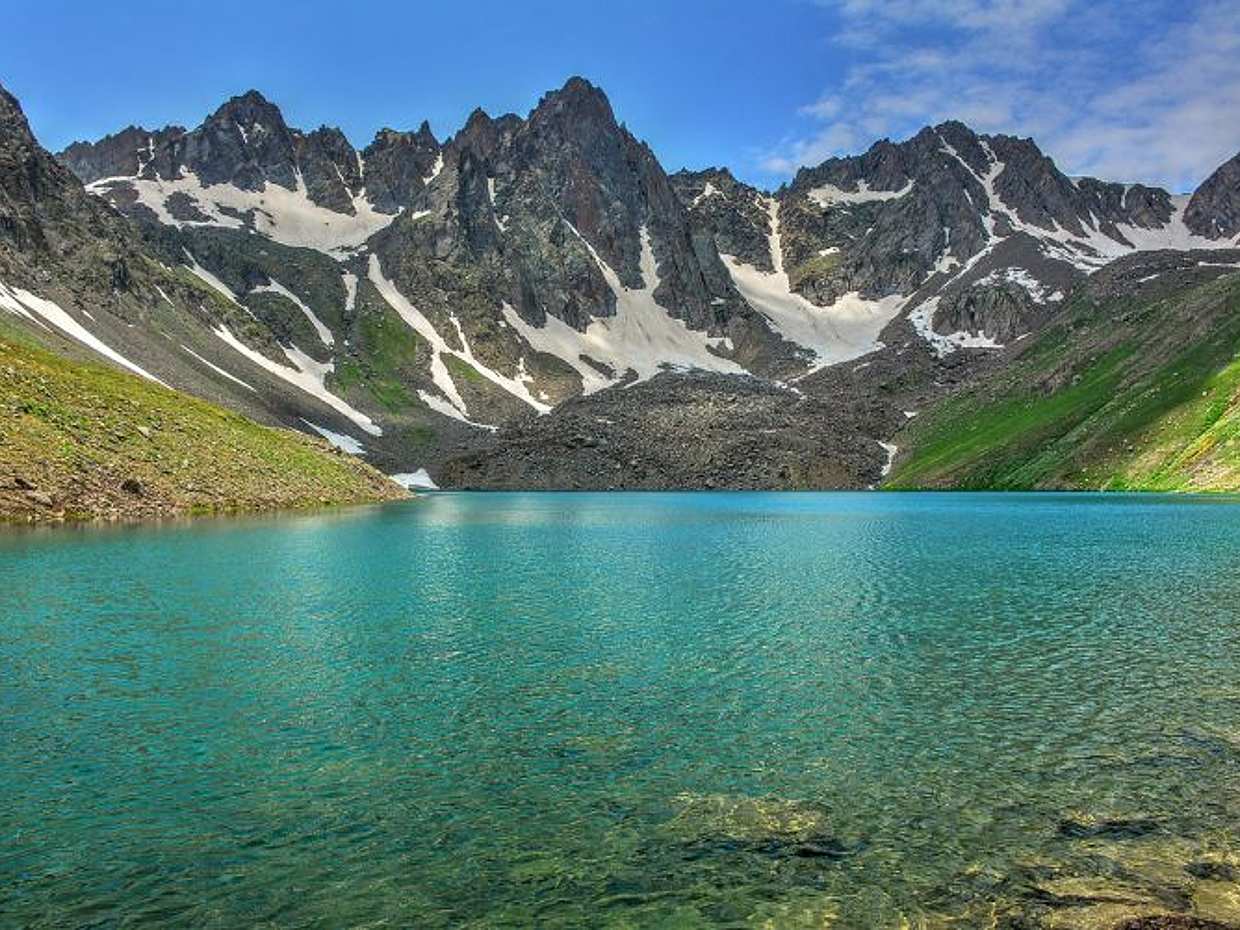 Private Tour to Mount Aragats, Lake Kari and Saghmosavank Monastery in Armenia, Yerevan