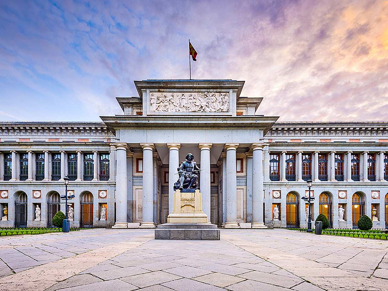 Madrid al Completo: Museo del Prado & Tour por la Ciudad & Espectáculo Flamenco en España
