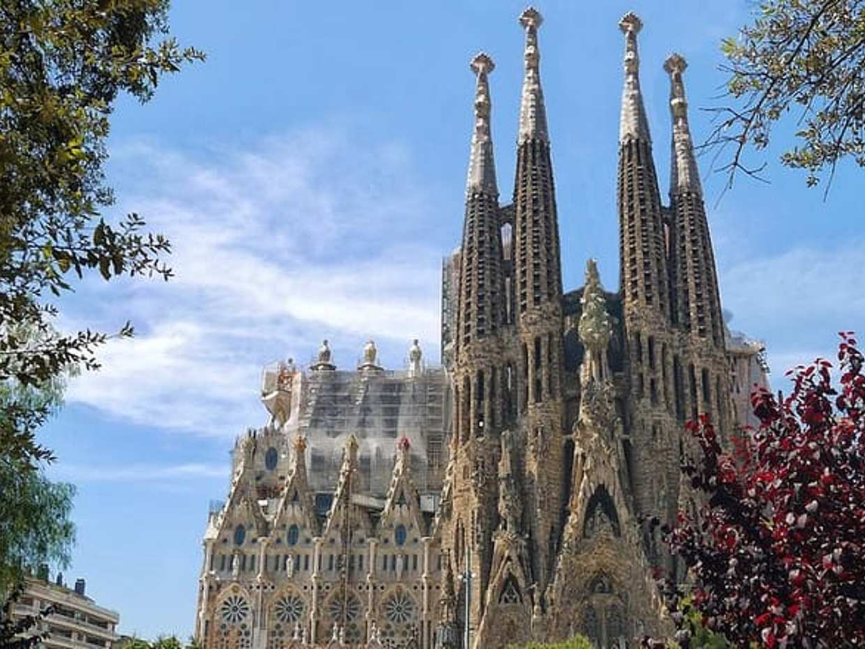 Private Transfer From San Sebastian To Barcelona, 2 Hour Stop, photo 5