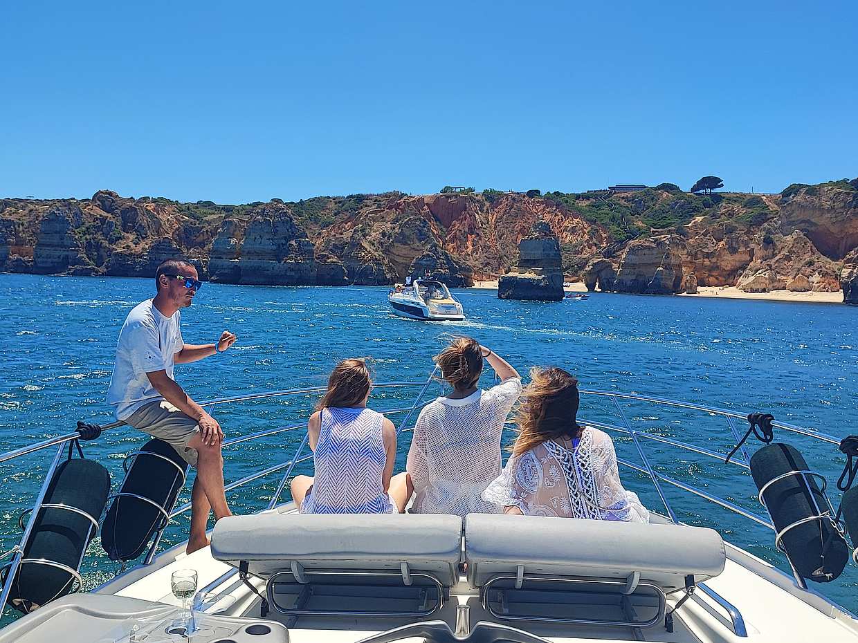 Rozkoszuj się zapierającym dech w piersiach krajobrazem wybrzeża Algarve w Portugalii, Lagos., photo 3