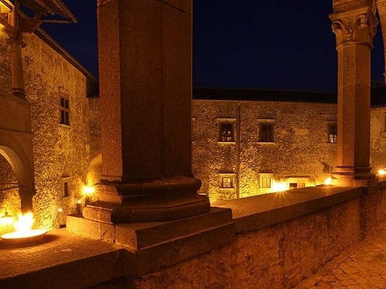 "Tour Privado: Tour medieval romántico y de misterios castillo Odescalchi en Italia, Roma", photo 5