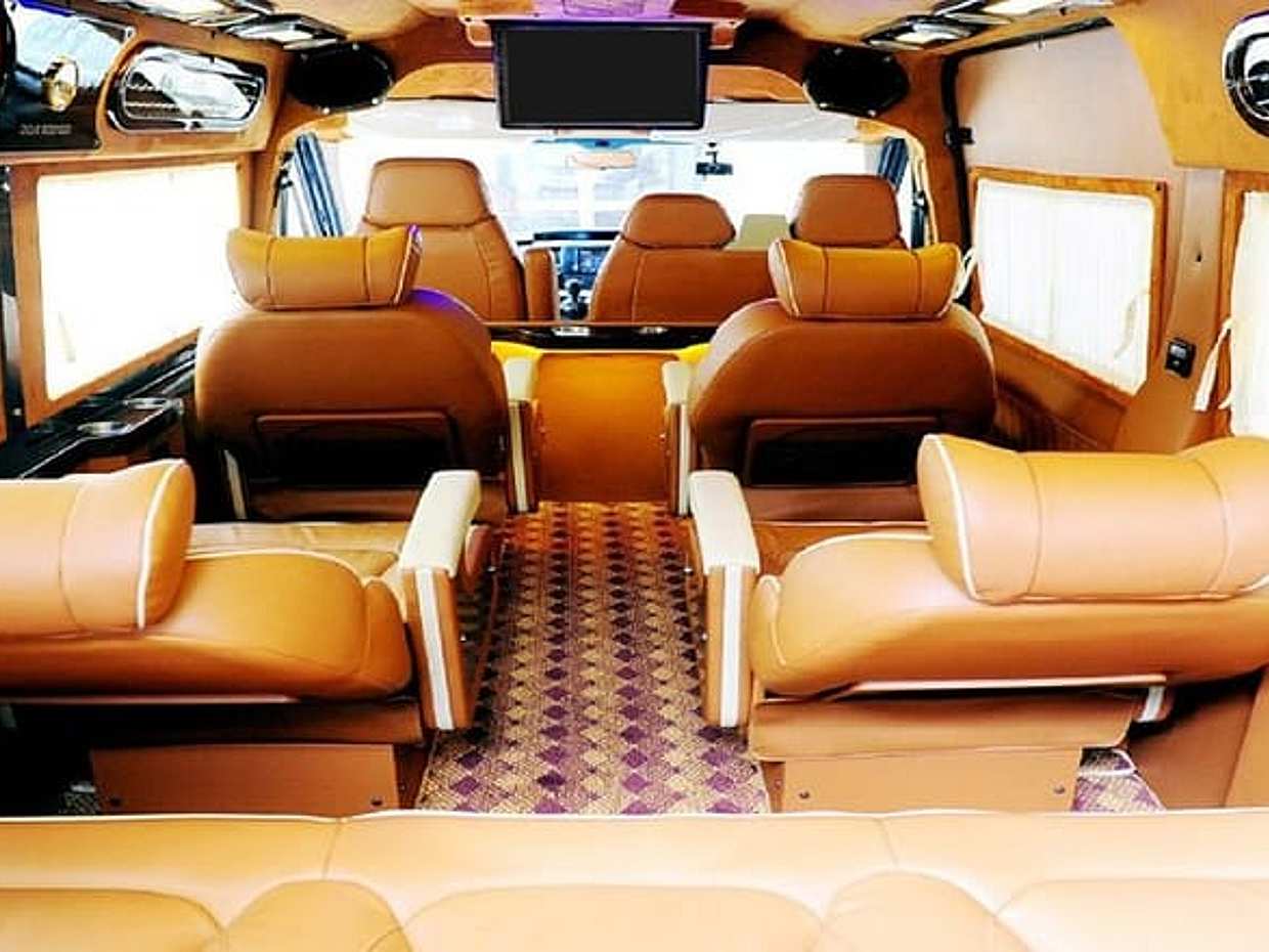 Hanoi To Sapa or Return Luxury Limousine Bus Transfer 6 Hours, photo 5
