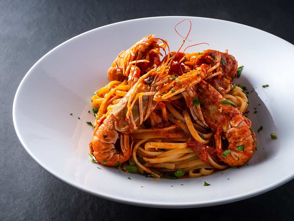 Fish Shopping in Rialto and Home Cooking in Murano in Italy, photo 3