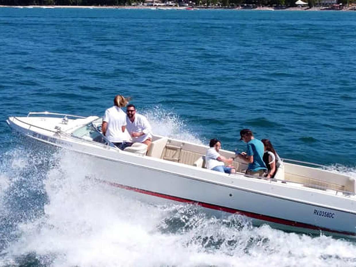 4 hours Boat Cruise on Lake Garda from Lazise
