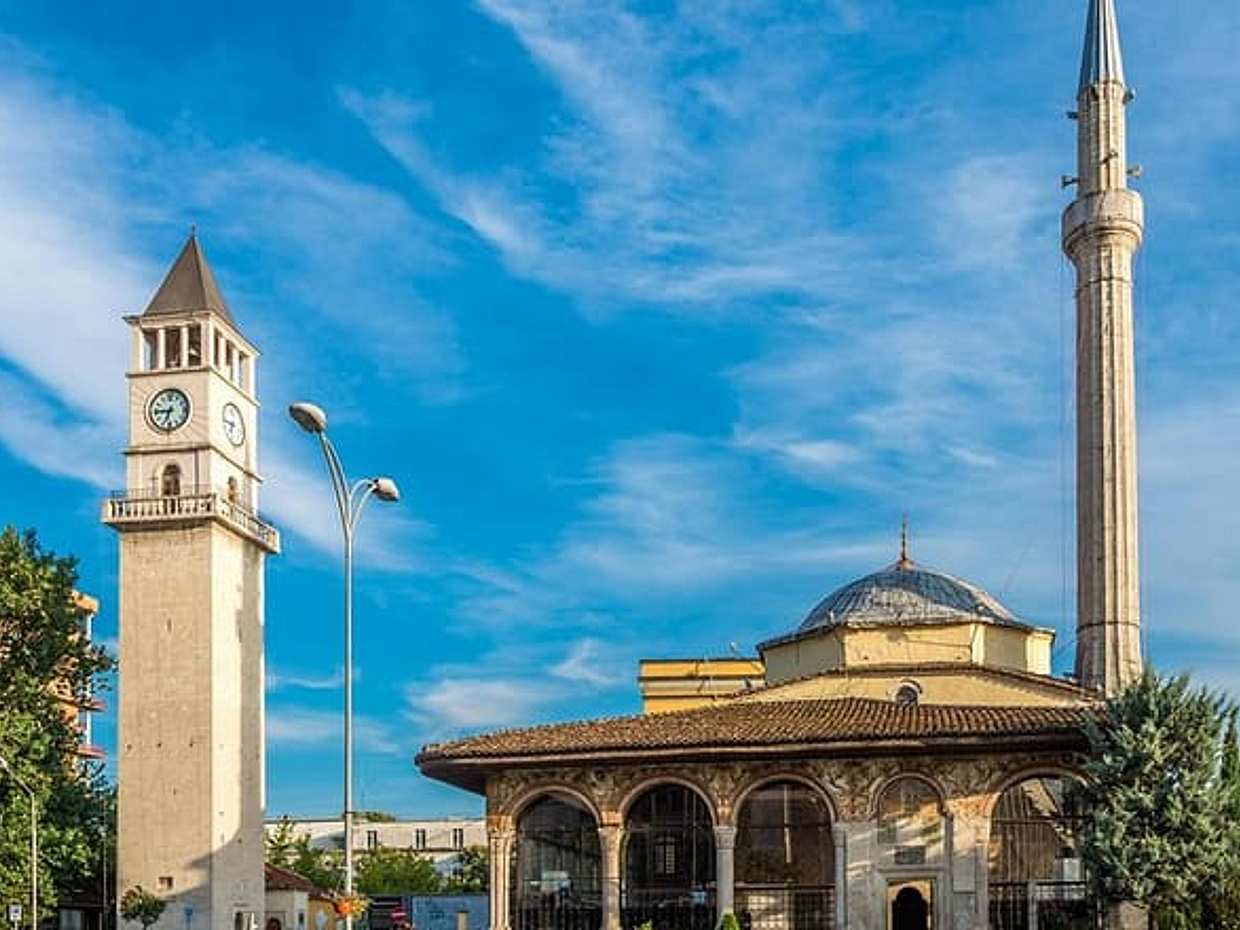 Visite à pied de Tirana en Albanie, photo 2
