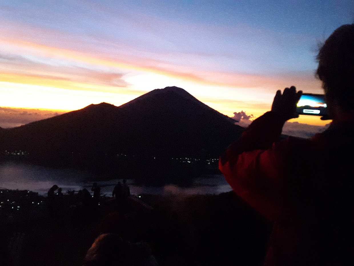 Mt Batur Sunrise Trekking, Jungle Swing & Rýžová terasa v Indonésii, Bali.