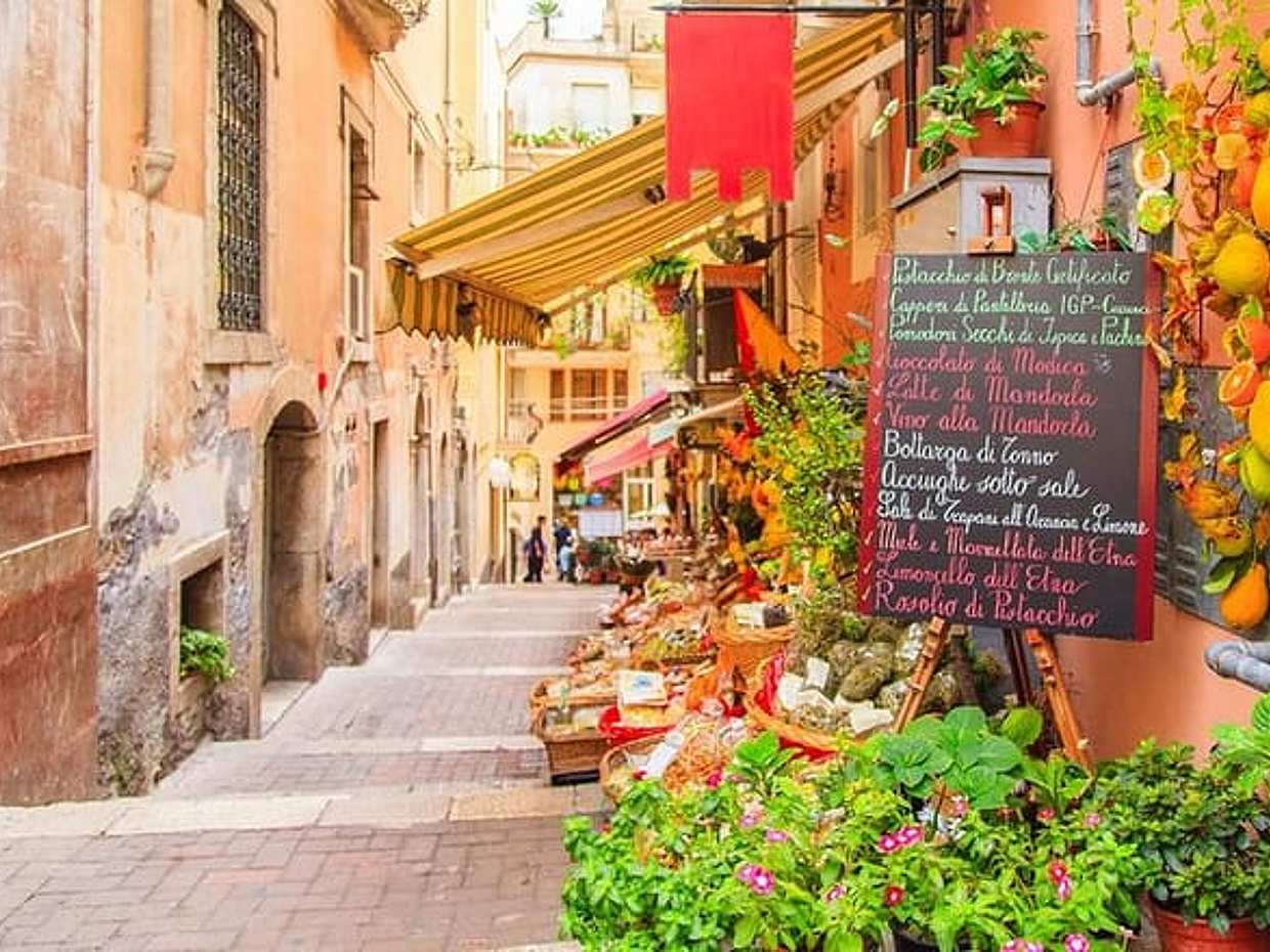 Exclusive Shore Excursion from Messina port to Taormina and Mount Etna, photo 3