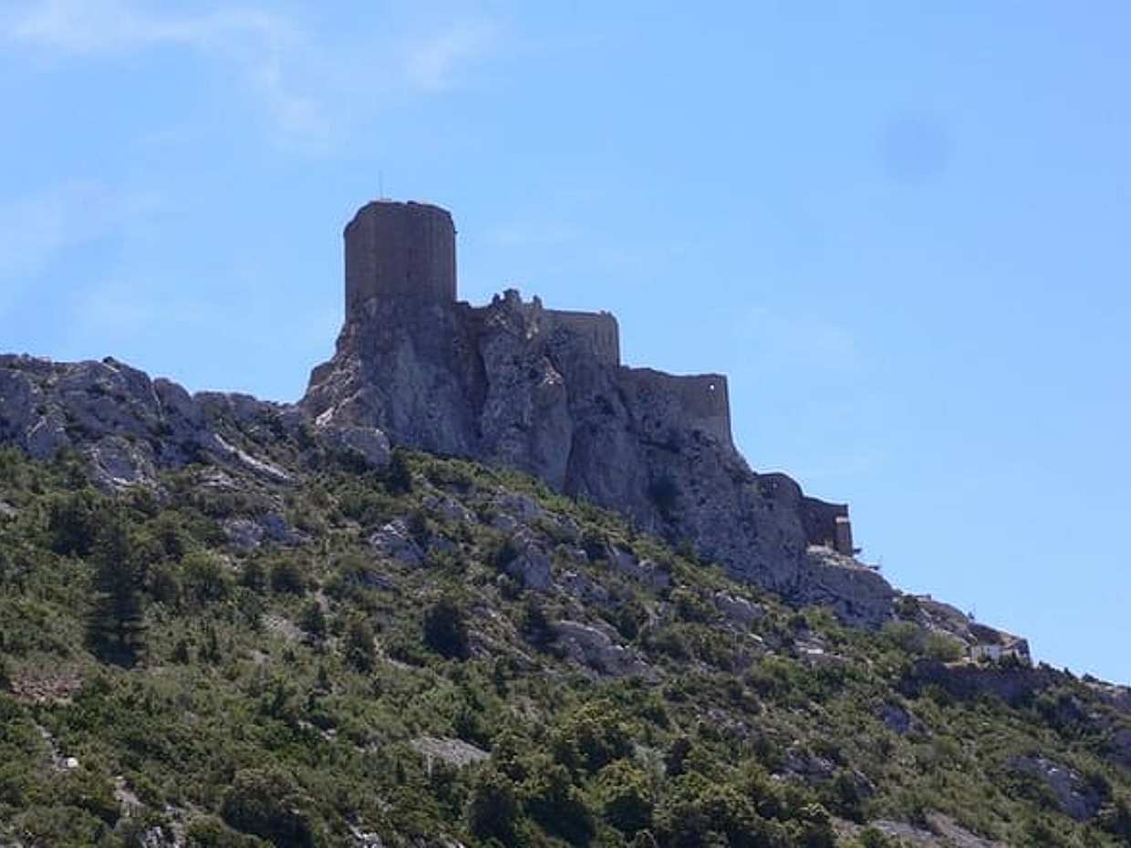 Private day tour to Cucugnan, Quéribus & Peyrepertuse castles. From Carcassonne., photo 2