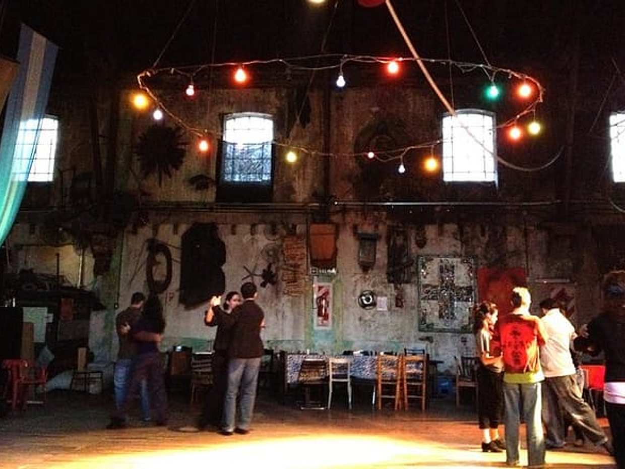 Authentic Milonga and Tango Night Tour with Locals, photo 5