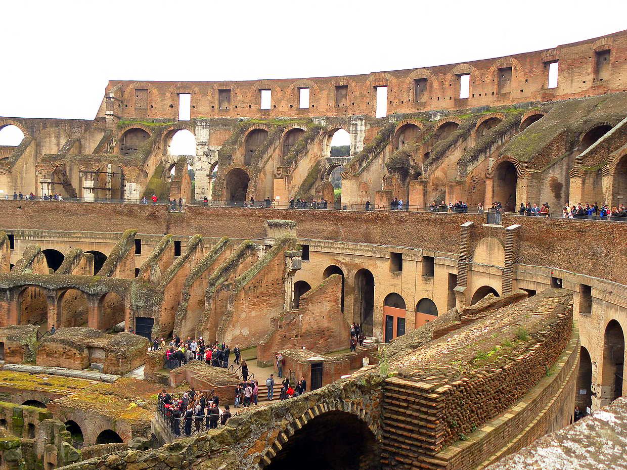 1-hour Colosseum Tour with Local Guide in Italy, photo 2