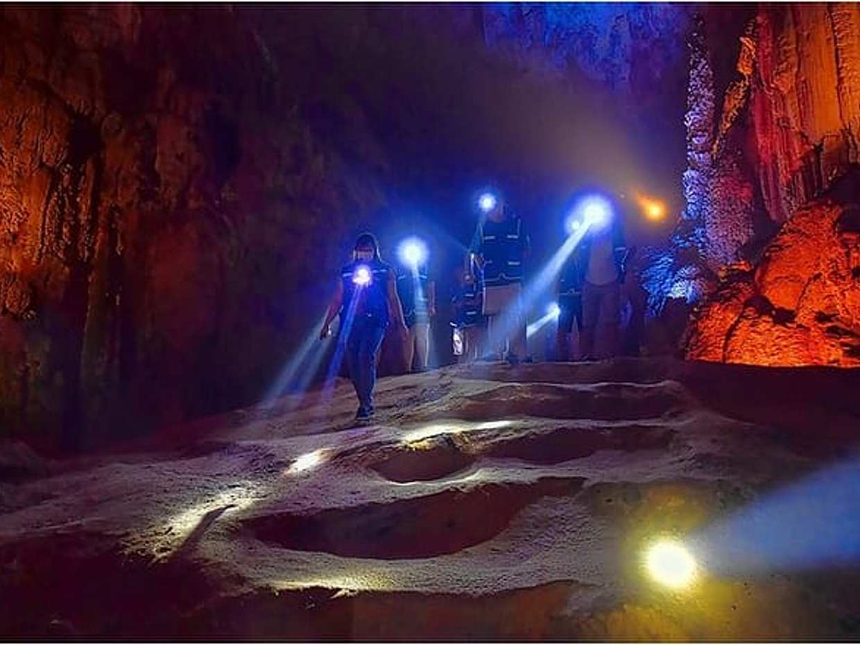 2 Day Tour of Cao Bang Explorer Loop