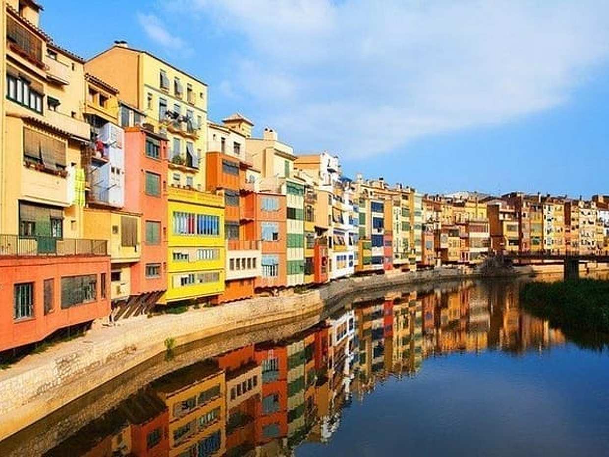 Dalí & Sant Pere De Rodes - Small group and hotel pick up from Palamós