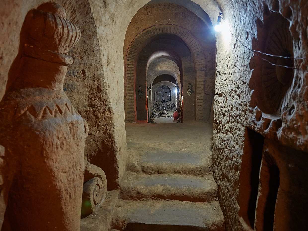 Excursión privada a la cueva-museo subterráneo del Maestro Levon