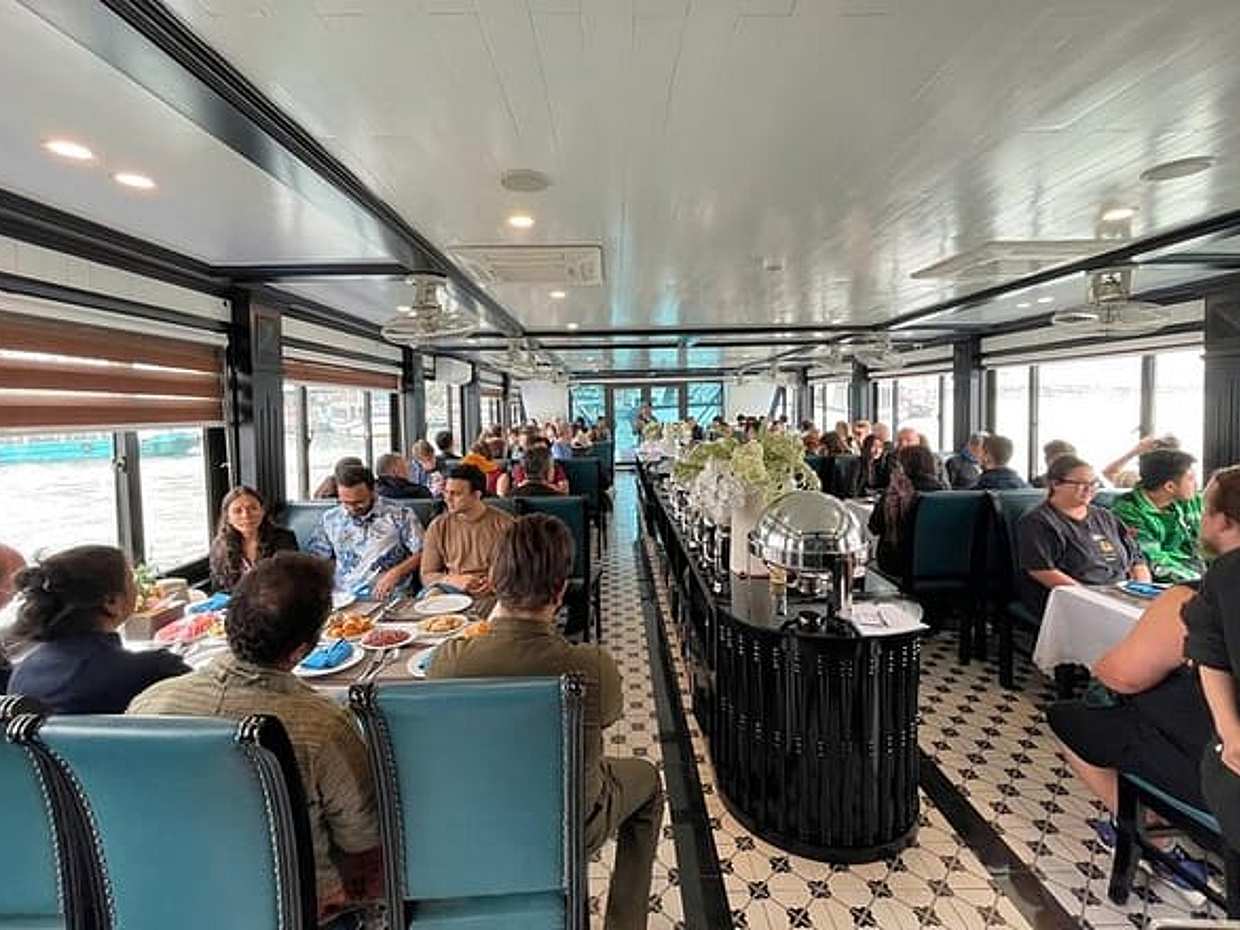 Alova Premium Cruise Halong Day Tour with Buffet Lunch and Cave, photo 4