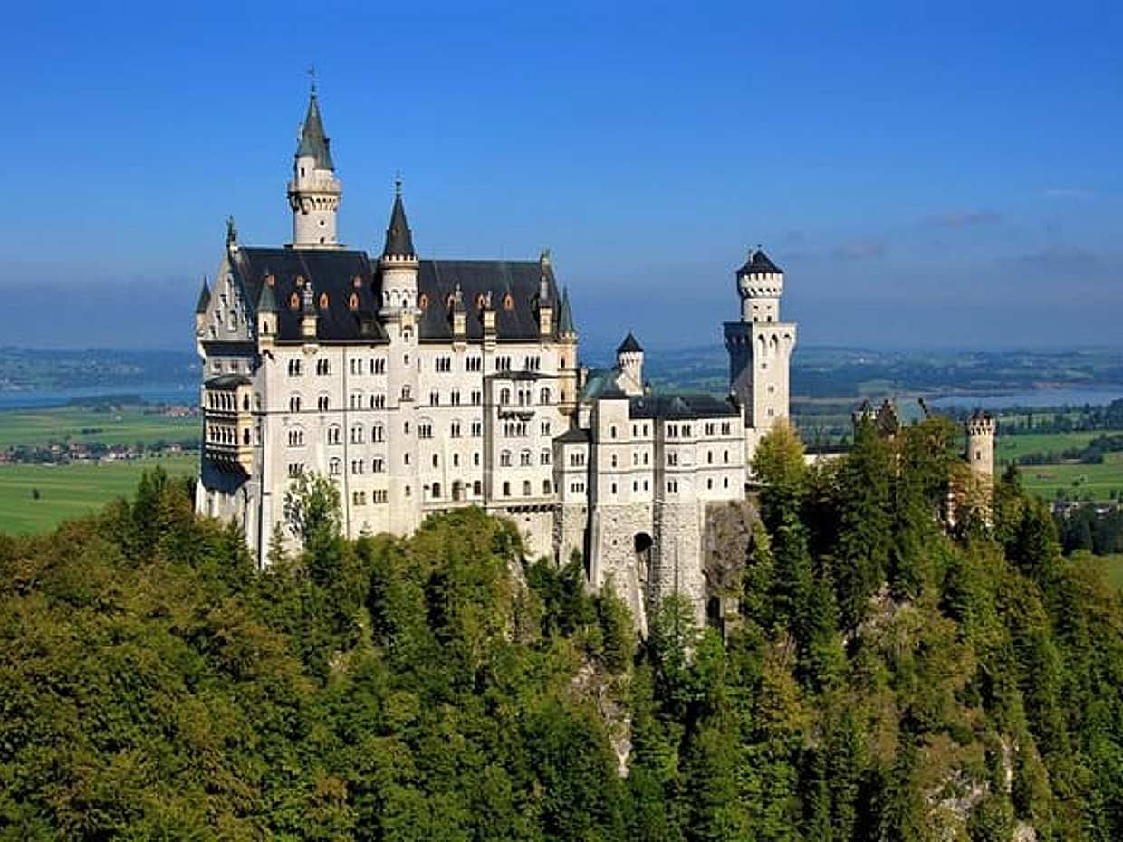 Neuschwanstein Castle and Linderhof Palace Day Trip from Munich in Germany