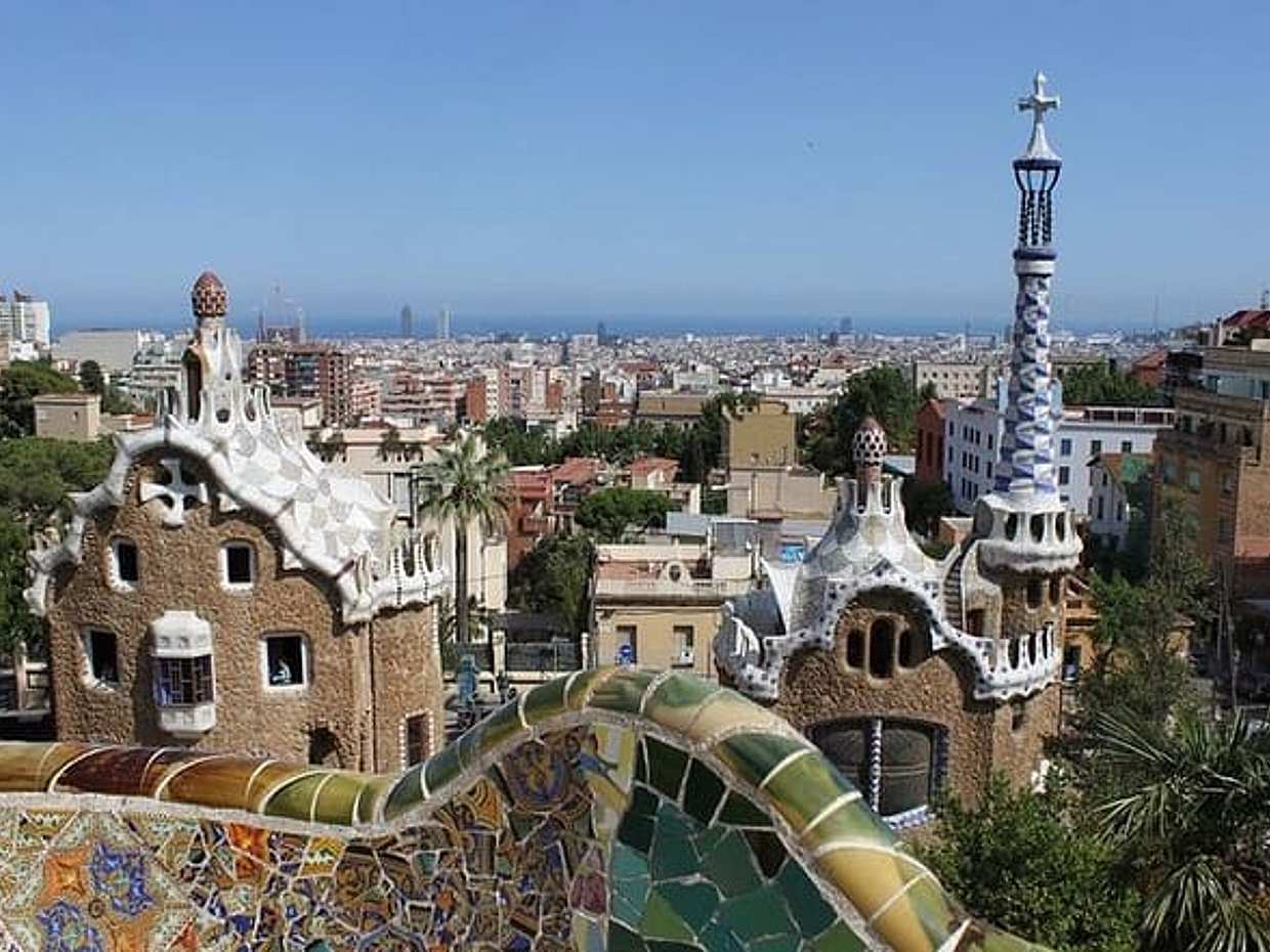 Contrasts Barcelona Tour in a Small Group with Hotel Pickup, photo 3