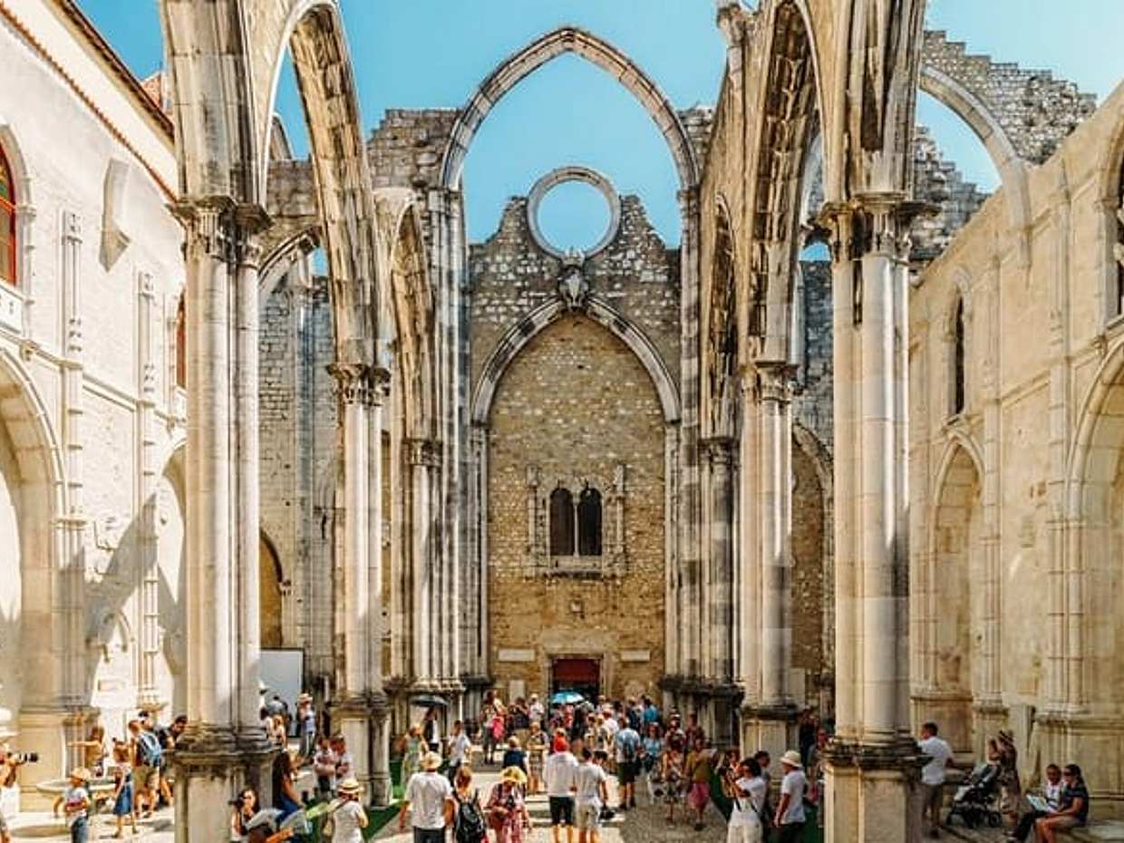 Lisbon Highlights for Newcomers Private Tour in Portugal, photo 2