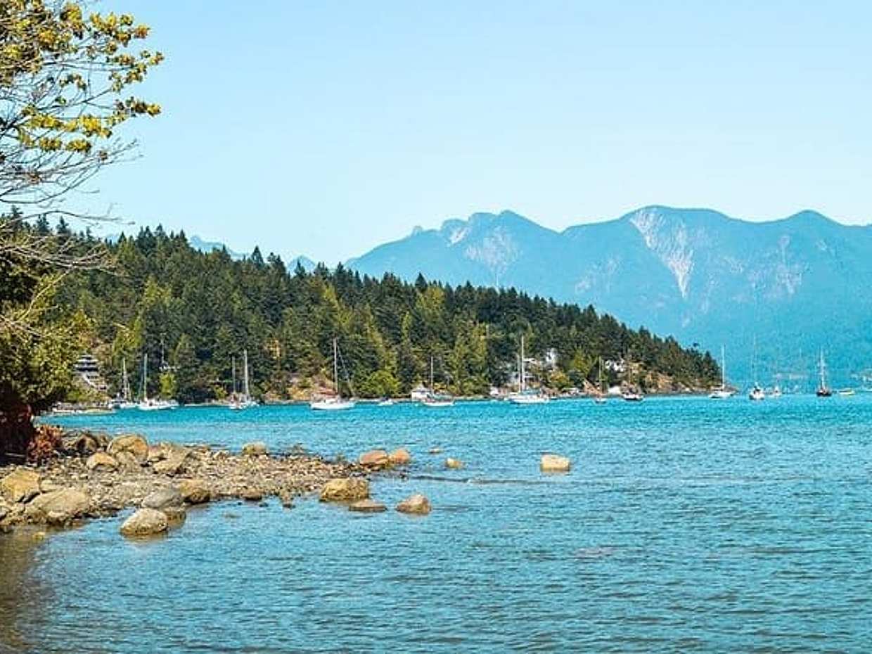 Vancouver City Tour Private with Ferry ride to Bowen island, photo 3