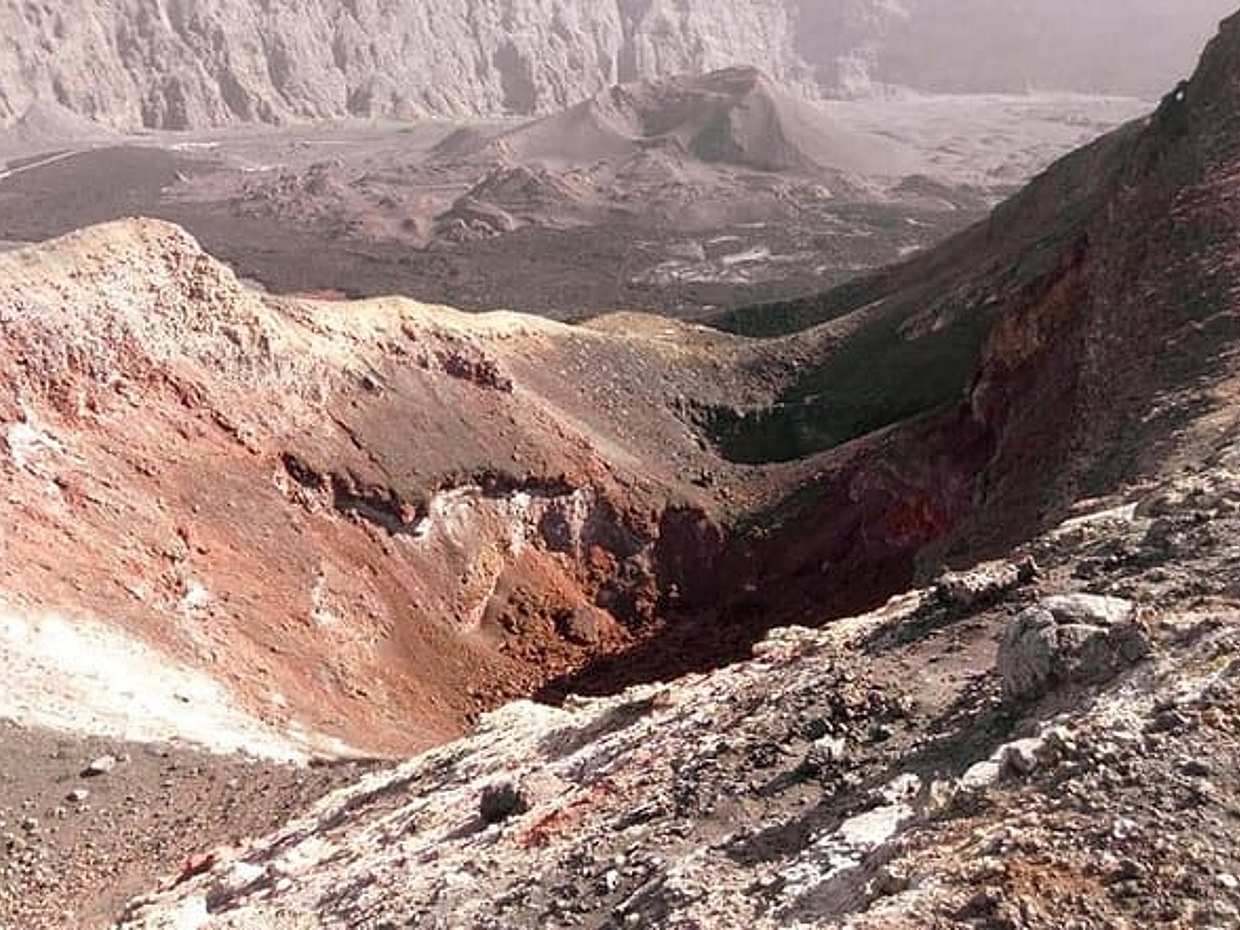 Depuis Chã das Caldeiras : Randonnée au sommet du volcan Pico do Fogo au Cap-Vert, São Filipe, photo 4