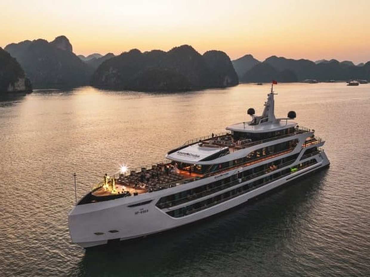 Azura Luxury Yacht 2D1N Ha Long Bay and Lan Ha Bay Cruise