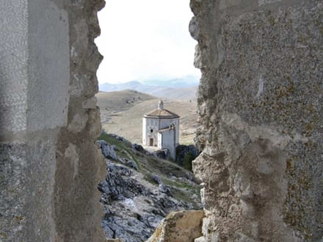 Discover medieval Abruzzo: Rocca Calascio Castle and Santo Stefano di Sessanio with typical Abruzzo lunch., photo 4