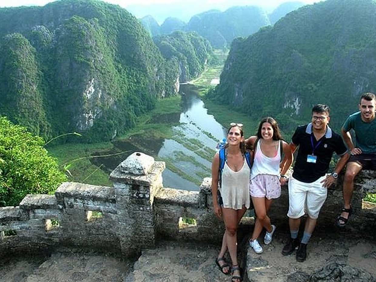 Hoa Lu, Tam Coc, Mua Cave With Amazing View - All Inclusive