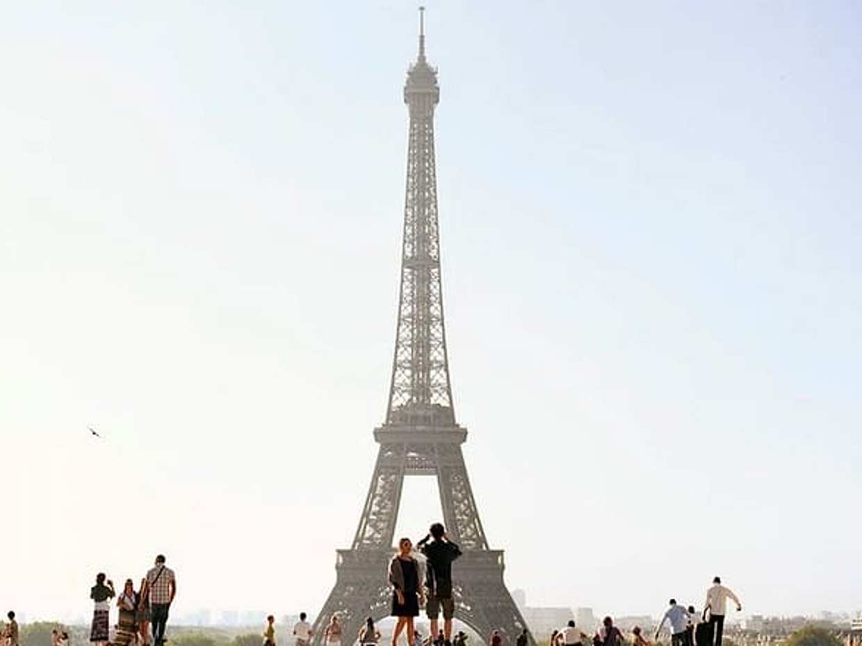 3-Hour Paris Photoshoot Guided by Professional Private photographer, photo 2