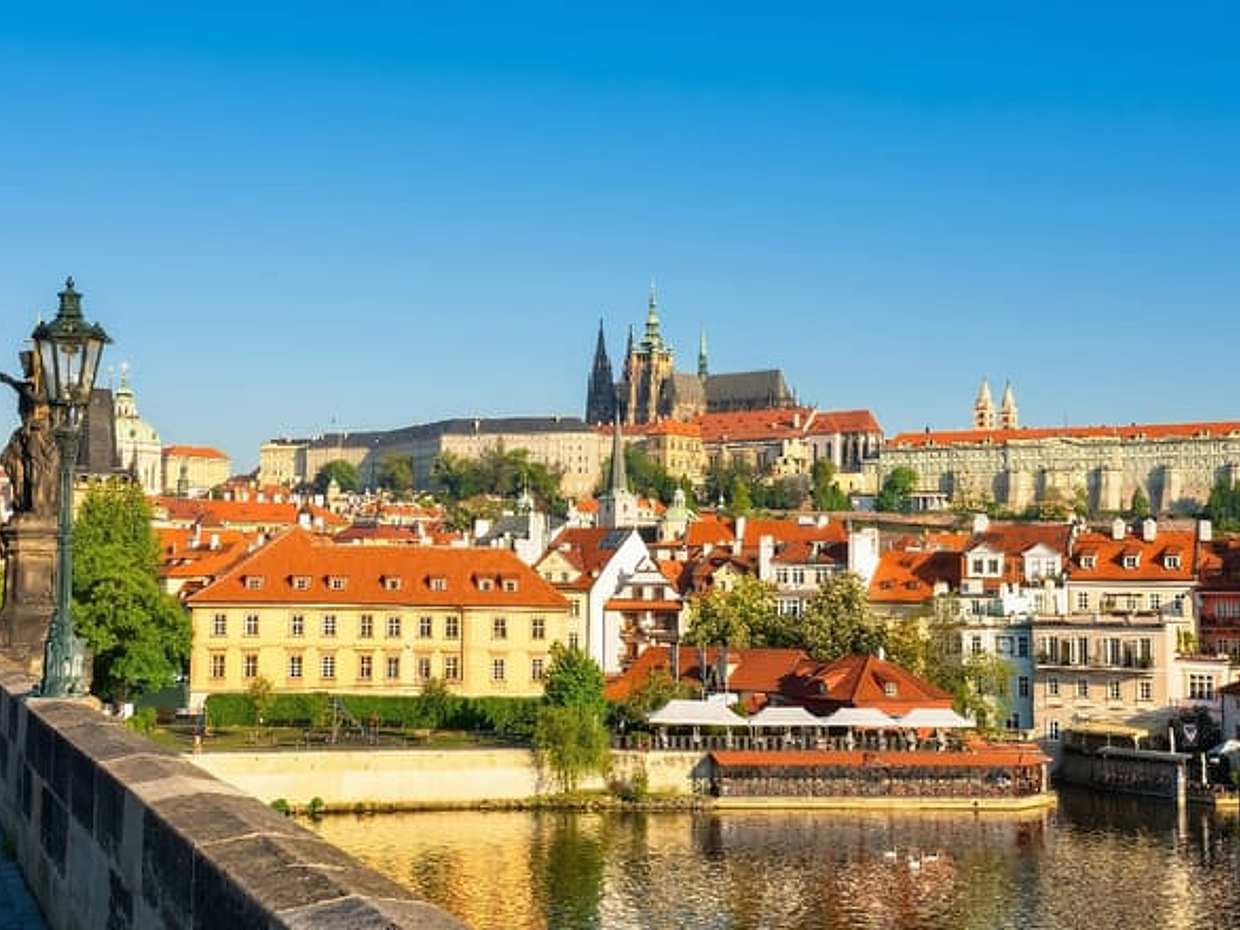 "Prague Grand 2,5 heures + 2 heures de visite à pied en extérieur en Tchéquie"