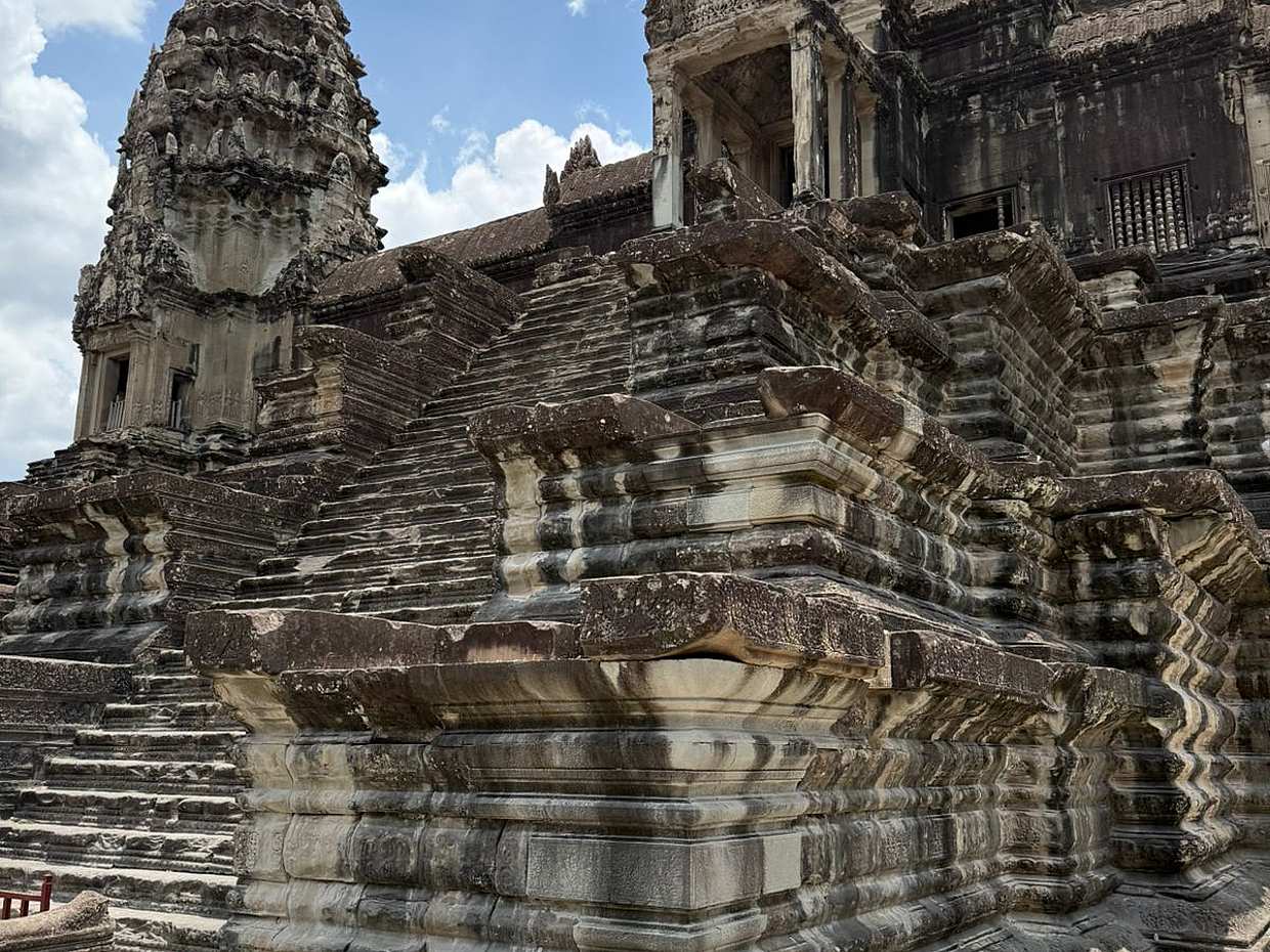 Private Bicycle Trip in the Ruined Temples in Cambodia, Krong Siem Reap, photo 3