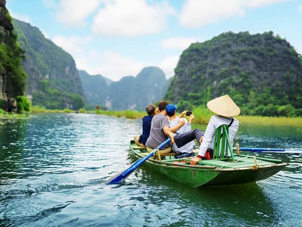 Ninh Binh Day Trip To Hoa Lu Capital & Sampan Boat to Tam Coc, Vietnam