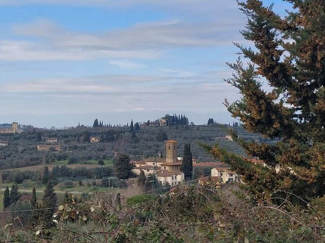 Discover Chianti as in the movie You Me and Tuscany open top van, photo 3