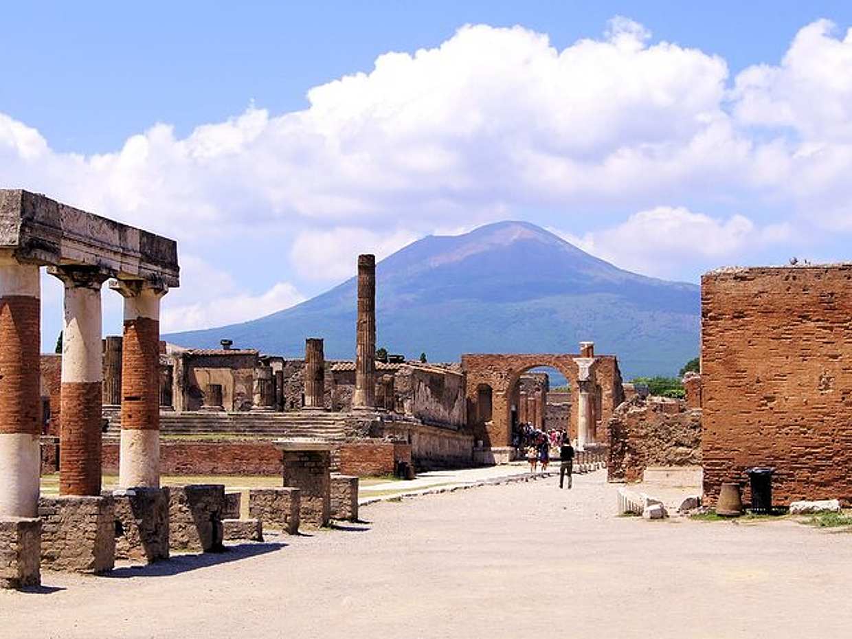 Privátní prohlídka Pompejí, Sorrenta a Positana z Neapole minivanem (3–8 osob) v Itálii.
