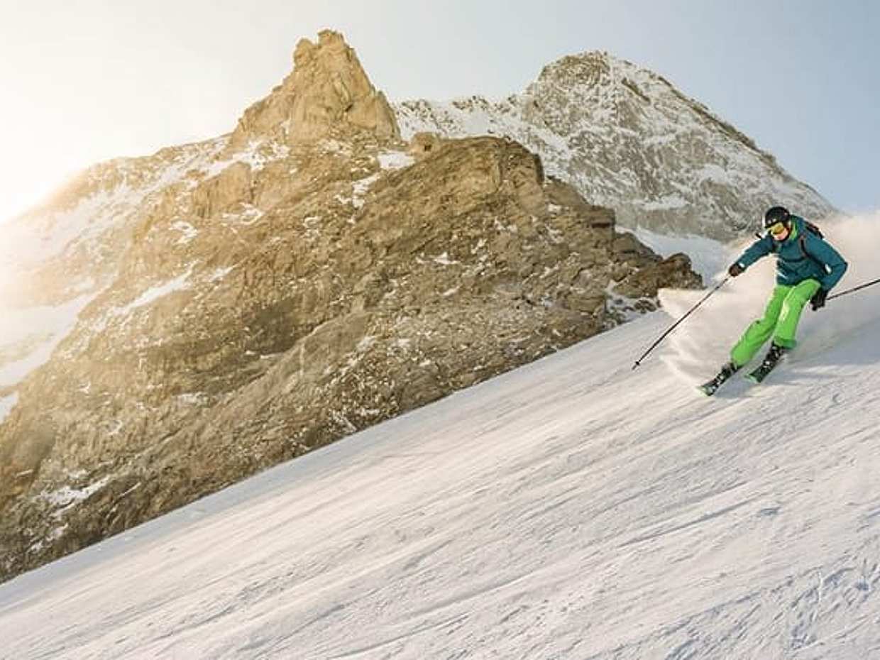 Transfer Vienna ↔ Kaprun,Zell am See,Flachau,Stubai,Kitzbuhel & Other