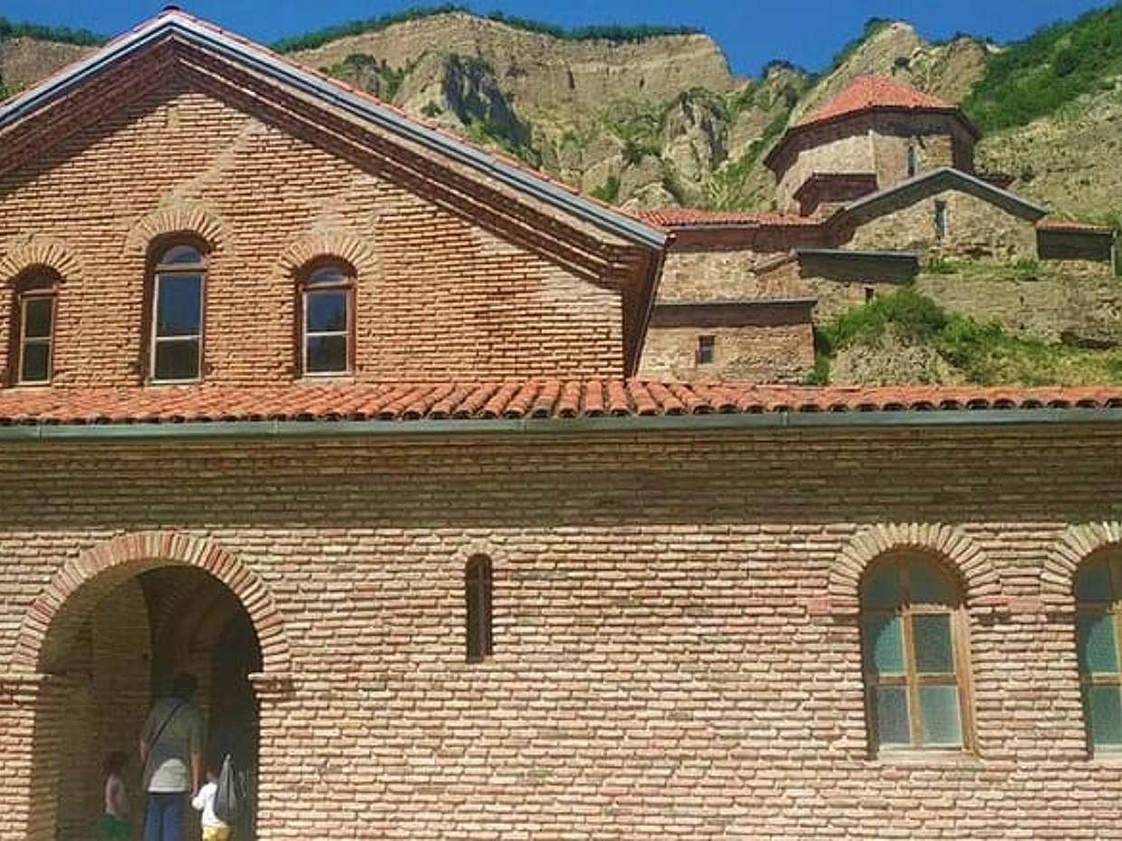 13 Asur Rahibi Turu: Gürcistan, Tiflis'te 11 Günlük Miras ve Hac Yolculuğu