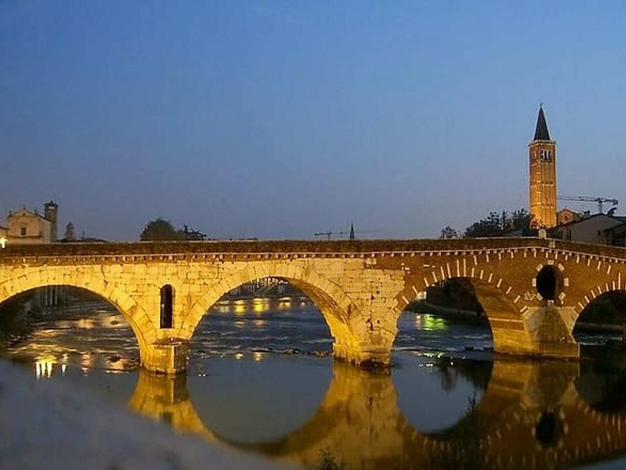 Visit of Verona and Lake Garda. Full day tour from Milan, photo 3