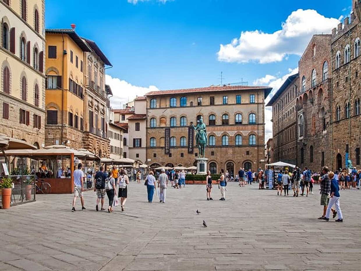 Best of Florence: Walking Tour & Uffizi Gallery Audio Guided Visit led by Tour Leader, photo 2