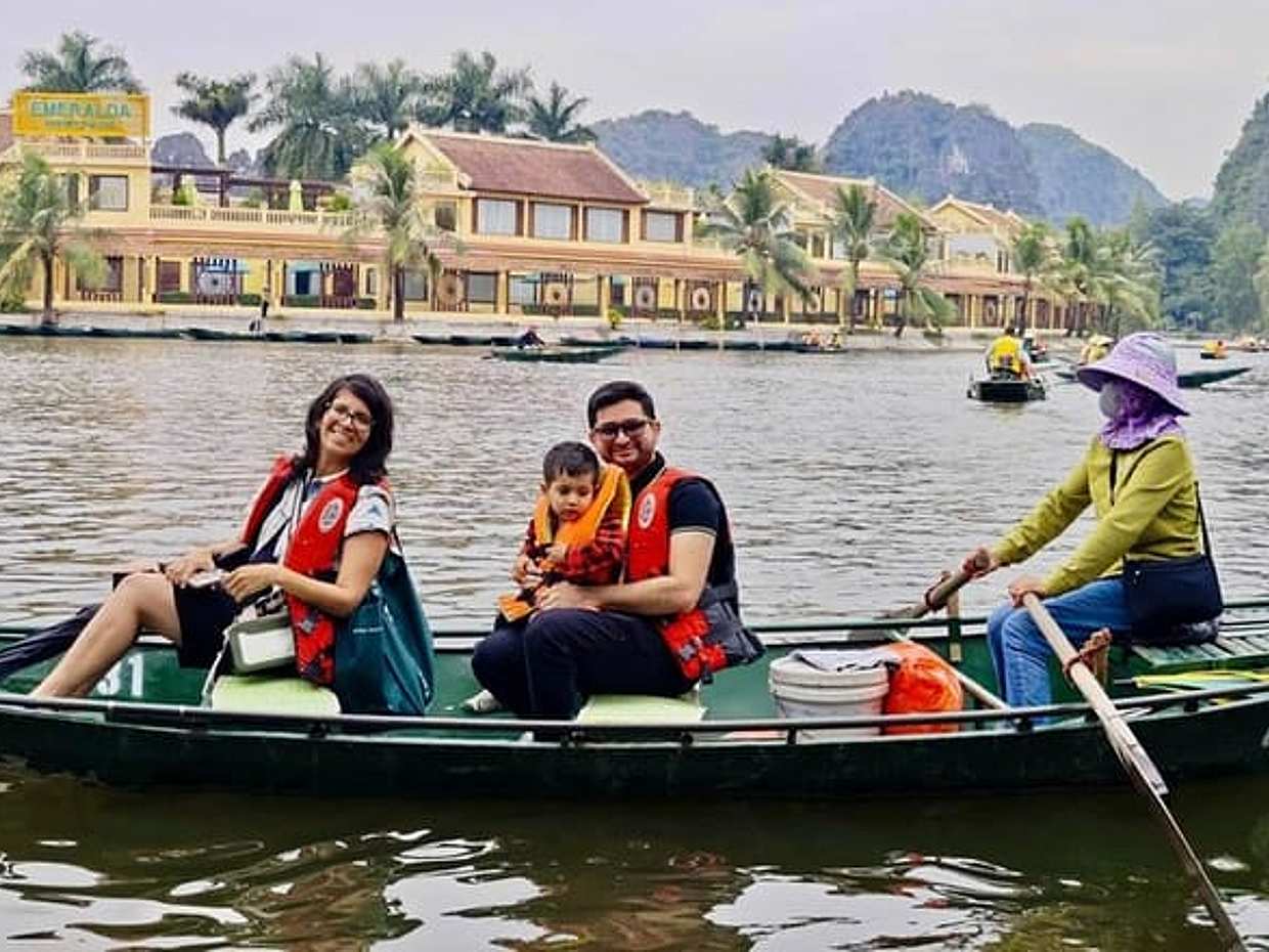 Ninh Binh Small Group 1 Day Tour: Hoa Lu, Tam Coc, and Mua Cave, photo 2