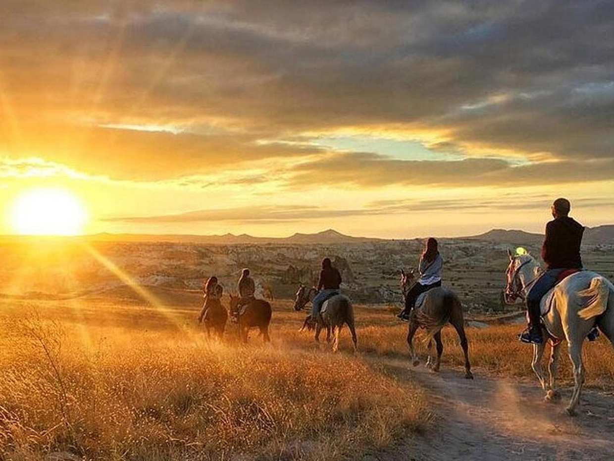 Cappadocia Sunset Horseback Riding Tour Through the Valleys (2 Hours) in Turkey, photo 2