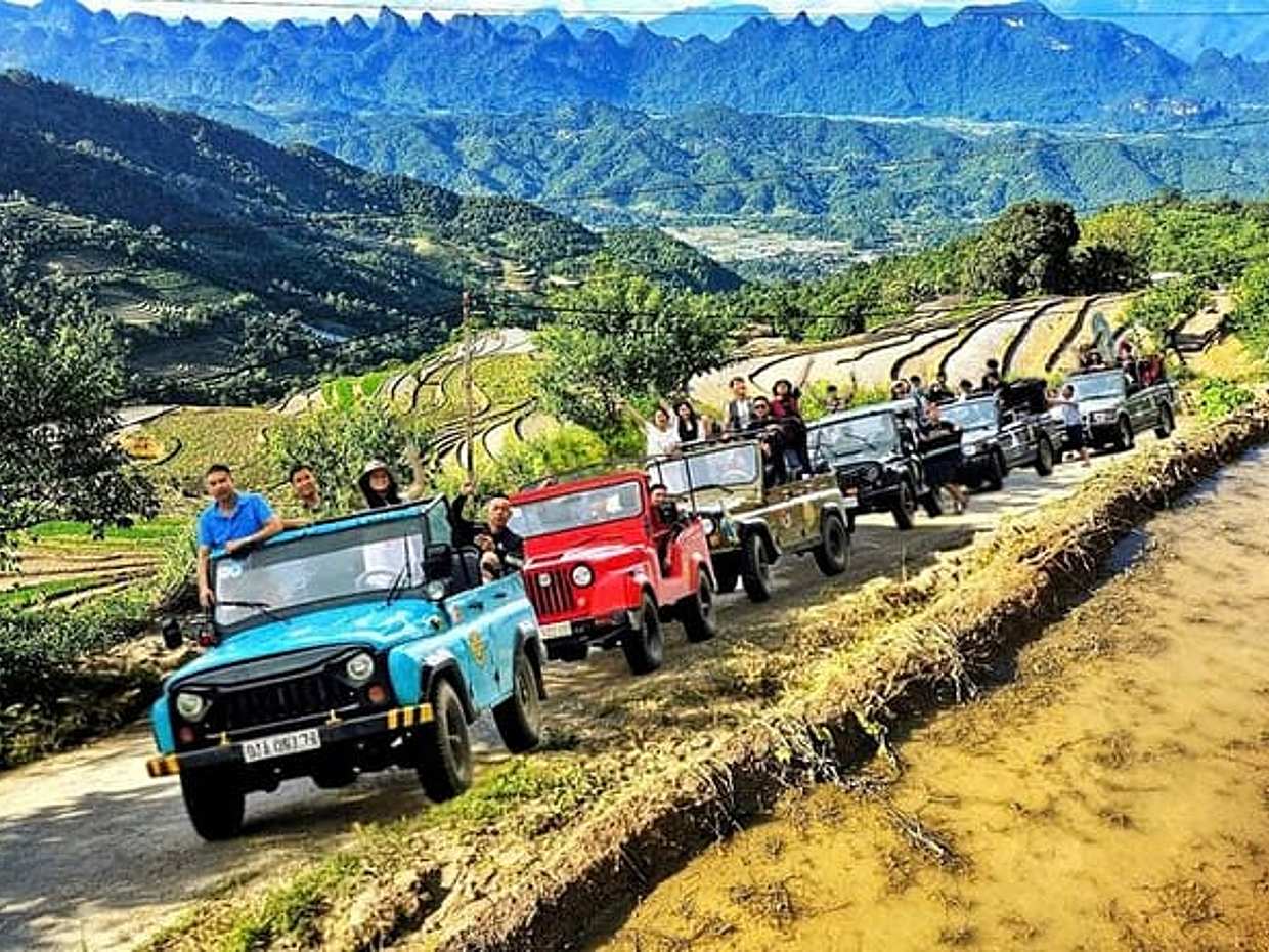 Ha Giang Private Jeep Adventure Villages and Emerald Waterfall, Vietnam