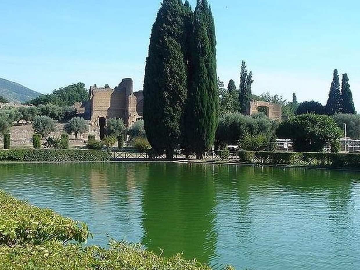 Tivoli Gardens and Hadrian's Villa full day guided tour, photo 4