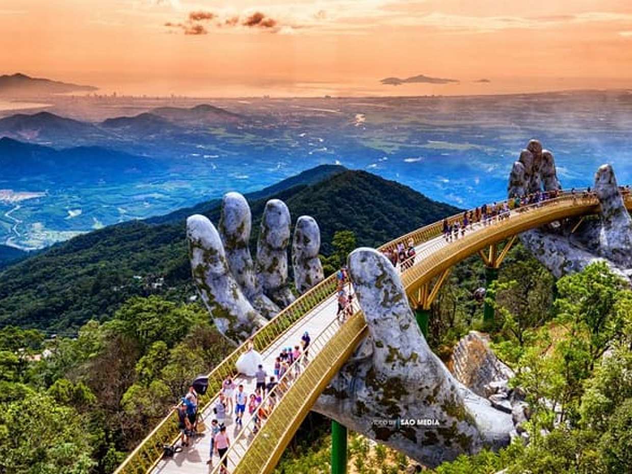 Da Nang Ba Na Hills Night Private Tour Guide & Car, Vietnam, photo 3